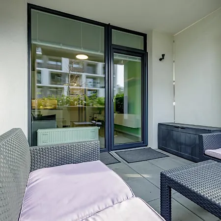 Ahoj Park, Terrace Vibes Studio, Private Parking Lägenhet *